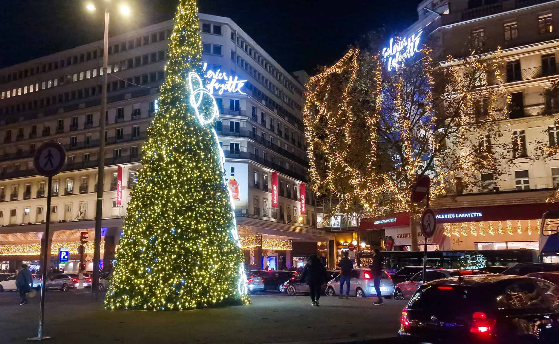 Europa begrüßt Weihnachten in leuchtenden Farben