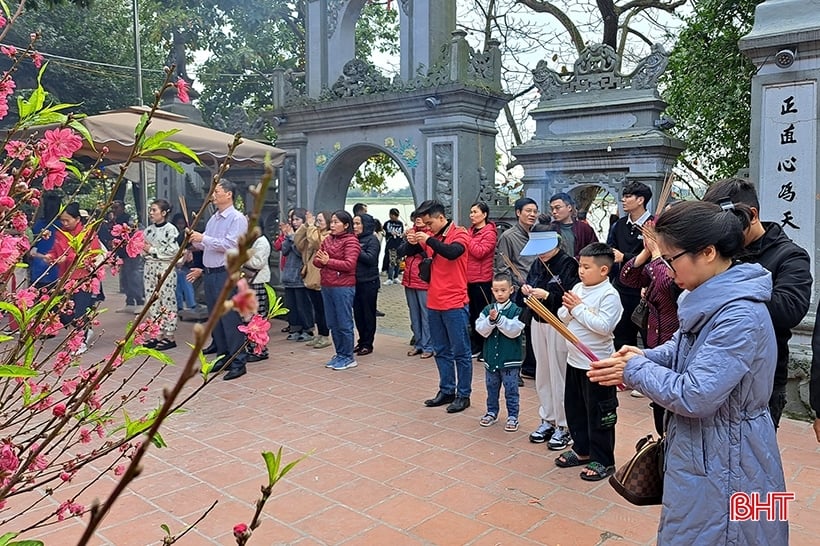 Animar al pueblo a entrar en una nueva primavera llena de amor y fe