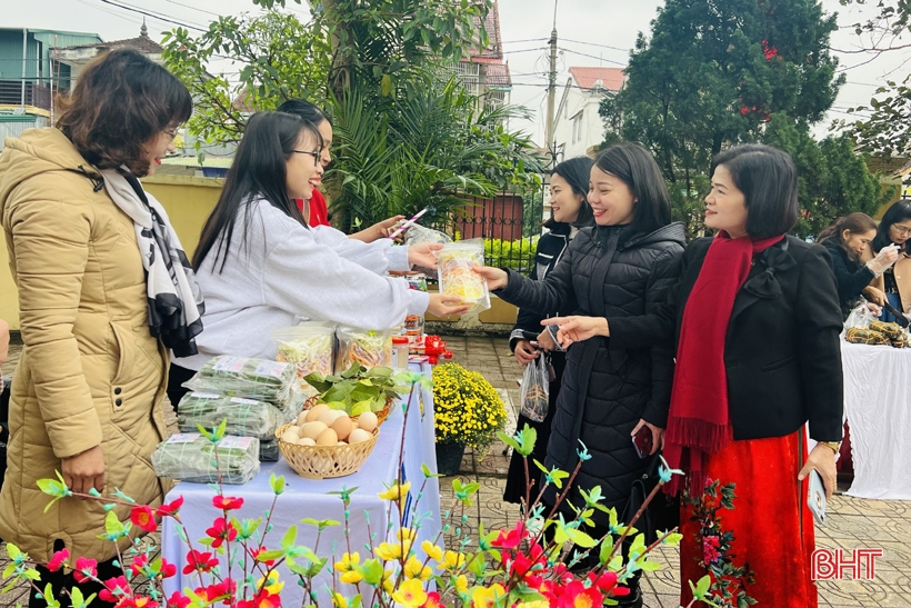 Ấm áp “Tết sum vầy - Xuân chia sẻ” cho người lao động tại các địa phương