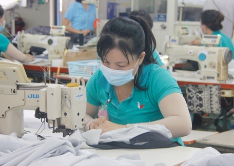 Enterprises and employers are responsible for reviewing agreements in labor contracts and labor agreements for adjustment.