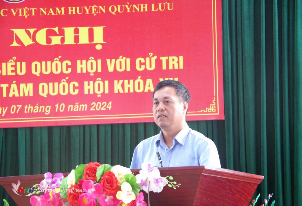 Mr. Hoang Van Bo - Deputy Secretary of the District Party Committee, Chairman of the People's Committee of Quynh Luu district answered and explained some opinions of voters at the meeting.