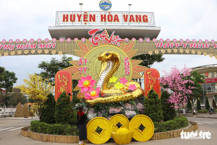 Impressive snake mascot about to 'debut' in Da Nang - Photo 7.