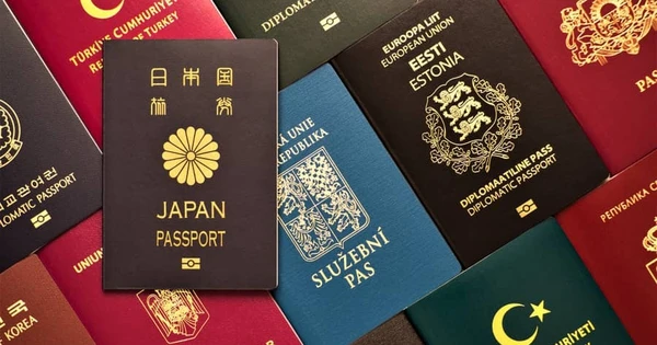 Những người cầm một trong 6 hộ chiếu này đi 194 nước không cần xin visa