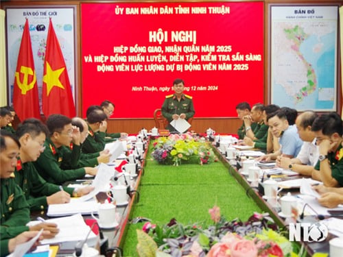 Provincial People's Committee: Military recruitment contract conference 2025