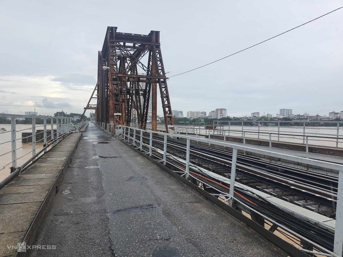 Prohibido el puente Long Bien