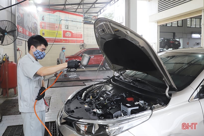 旧正月が近づいているが、ハティン省の自動車再生施設は依然として顧客を「待っている」状態だ。