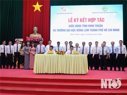 Signing of cooperation between Ninh Thuan Provincial People's Committee and Ho Chi Minh City University of Agriculture and Forestry