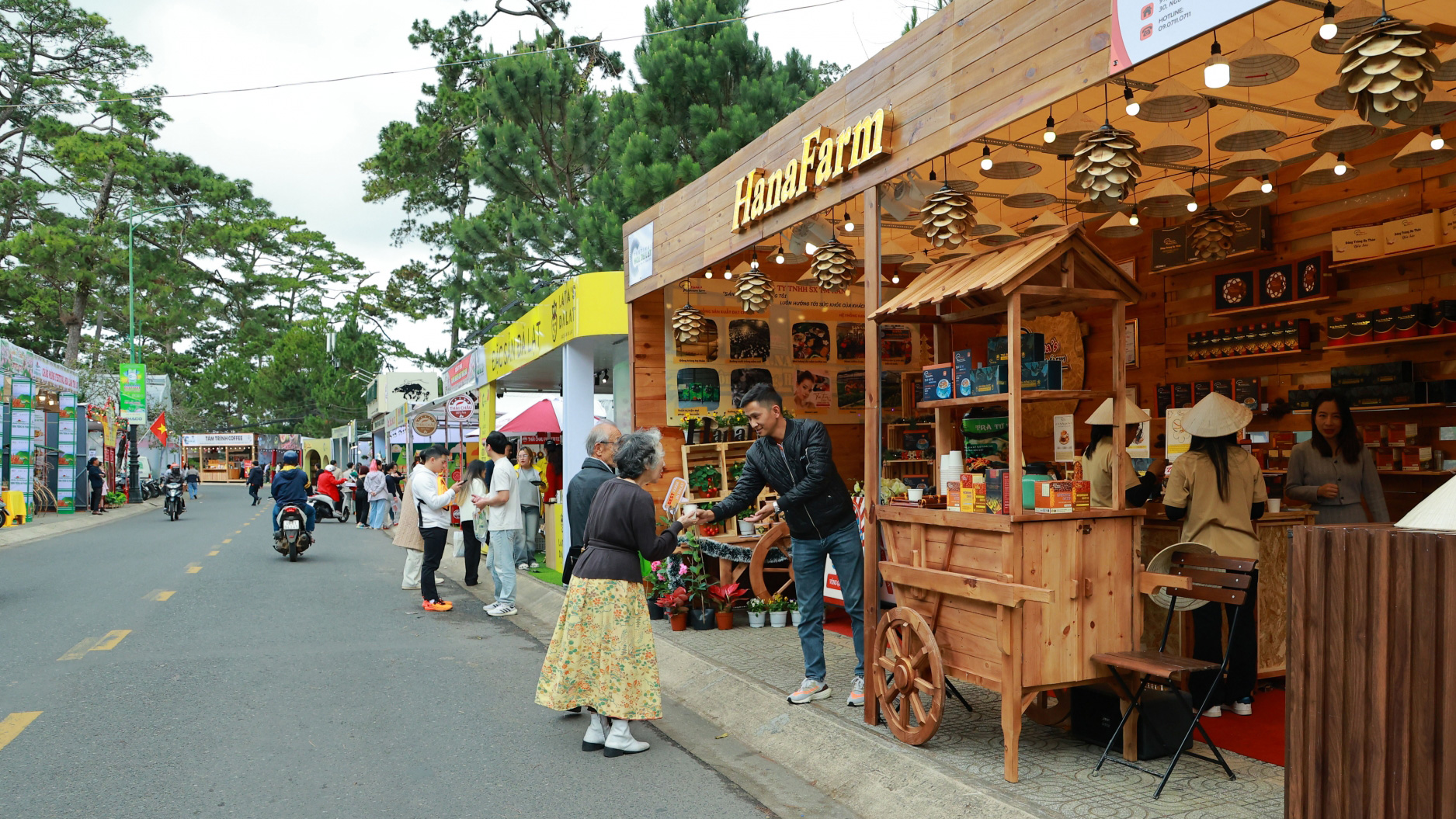 La rue des vins, du thé, du café et des spécialités de Dalat - Lam Dong fermera ses portes le 1er janvier 2025