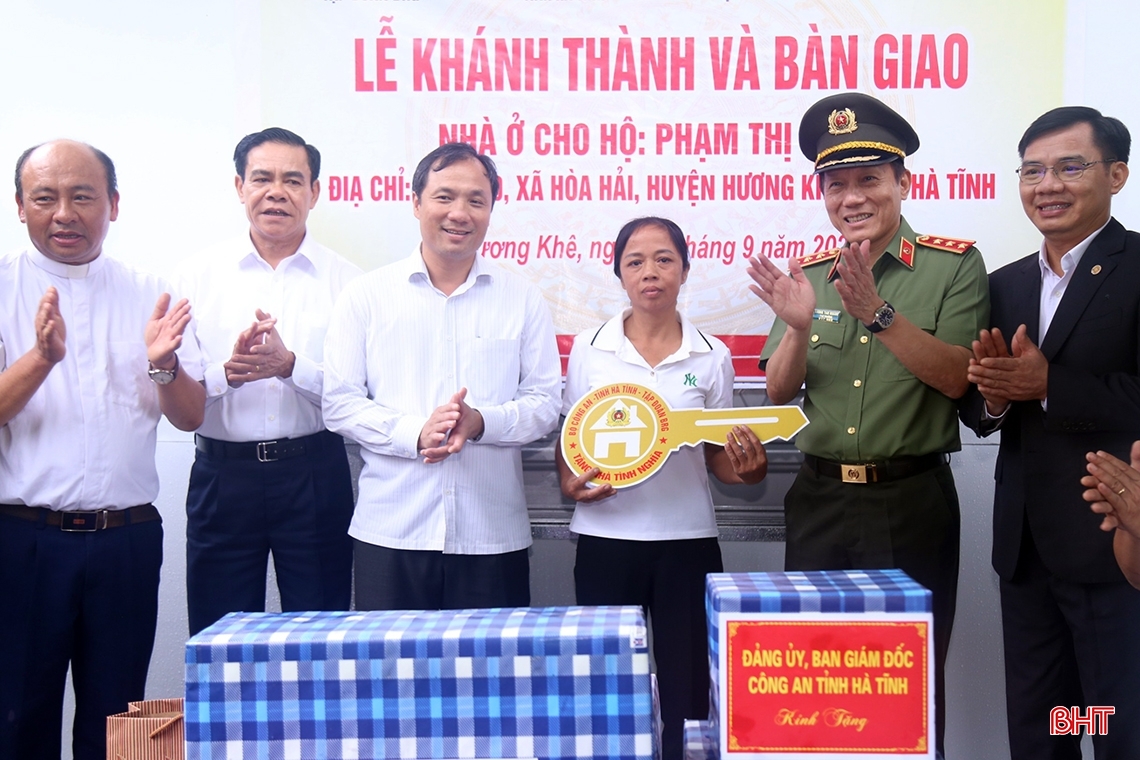 Ha Tinh weihte 600 Häuser aus dem Unterstützungsaufruf des Ministeriums für öffentliche Sicherheit ein