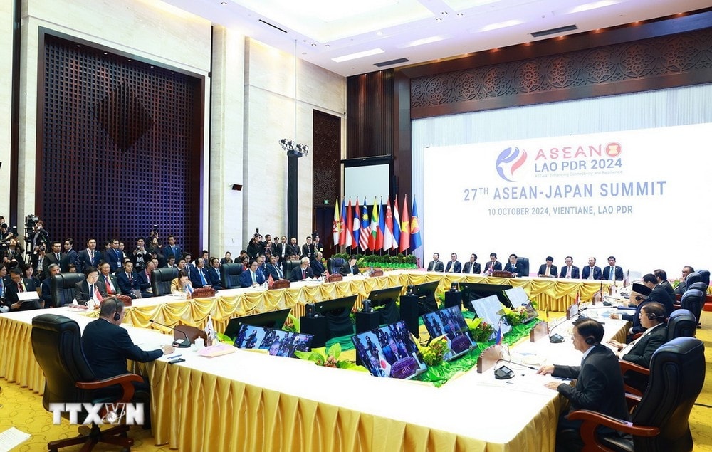 การประชุมสุดยอดอาเซียน-ญี่ปุ่น ครั้งที่ 27 (ภาพ: Duong Giang/VNA)