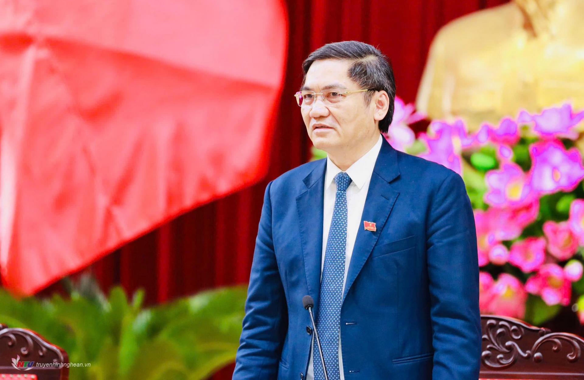 Standing Deputy Secretary of the Provincial Party Committee, Chairman of the Provincial People's Council Hoang Nghia Hieu chaired the discussion session.