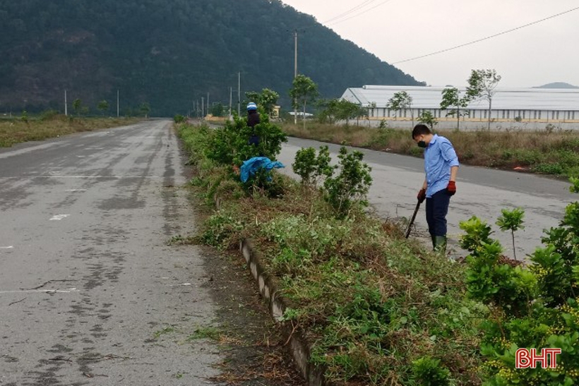 Hàng trăm lượt người duy tu, sửa chữa hạ tầng khu kinh tế, khu công nghiệp