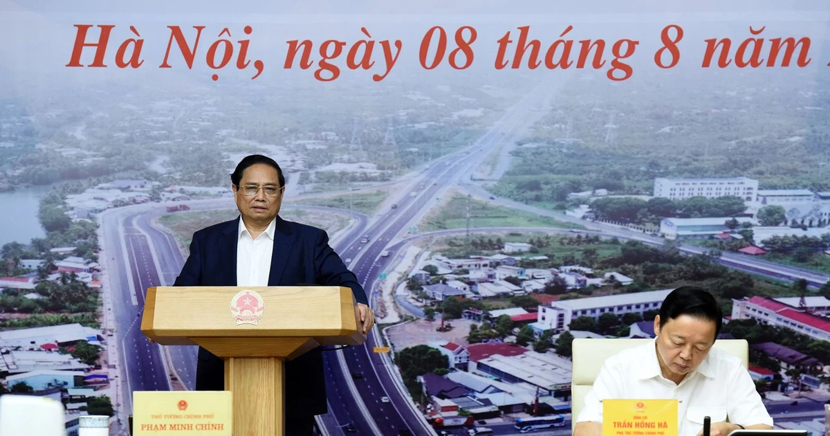 Thủ tướng chủ trì họp Ban chỉ đạo dự án trọng điểm ngành giao thông vận tải