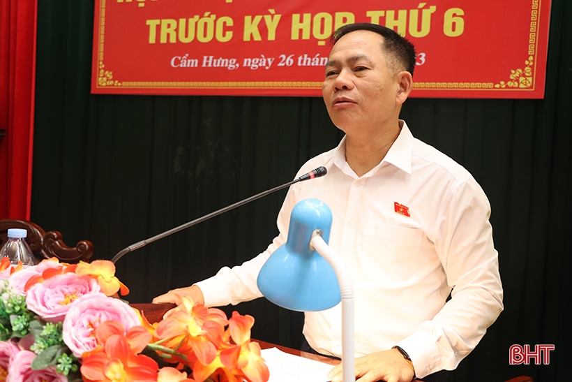 Les électeurs de Cam Xuyen demandent l'approvisionnement en eau potable de 12 communes du sud