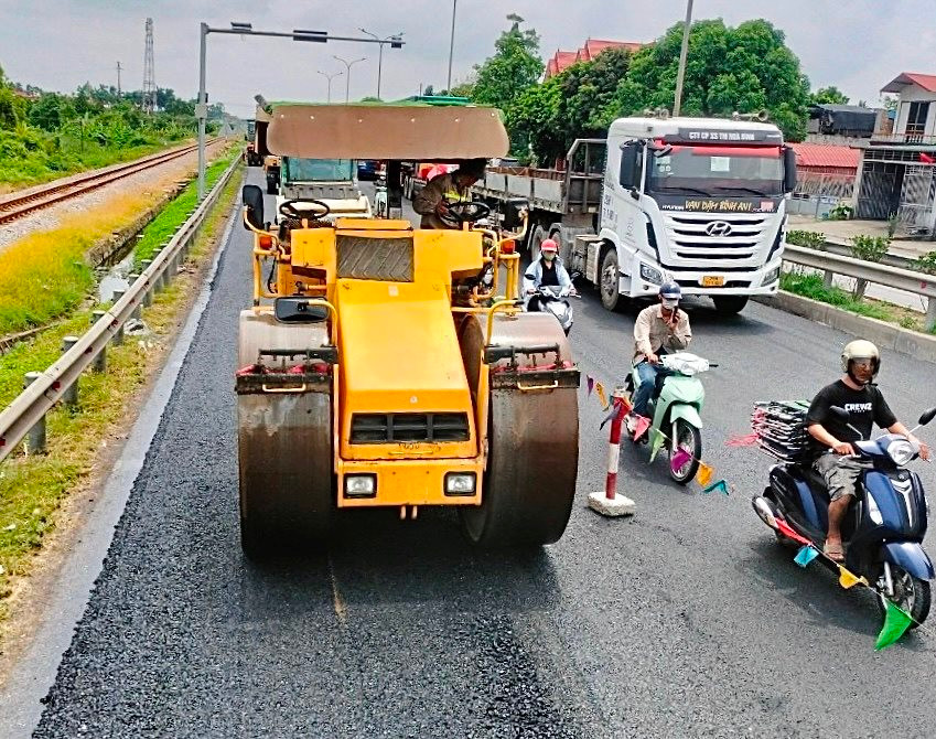 The repaired section of National Highway 5 through Hai Duong is no longer congested.