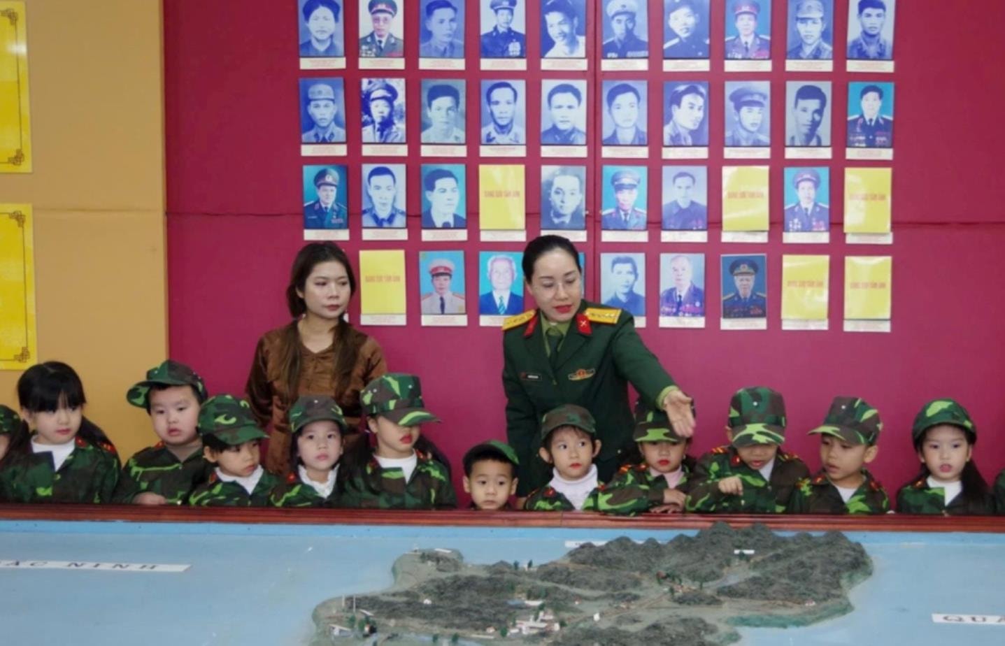 Many works celebrate the anniversary of the founding of the Vietnam People's Army