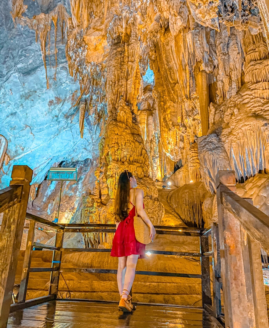 ถ้ำเทียนดองเป็นถ้ำที่ยาวที่สุดในเอเชีย ซึ่งผู้เยี่ยมชมจะต้องมีสุขภาพแข็งแรงและสามารถอดทนอยู่ในพื้นที่ลึกและมืดได้เป็นเวลานาน