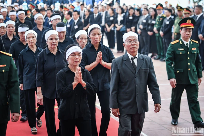 Beerdigung von Generalsekretär Nguyen Phu Trong Foto 121