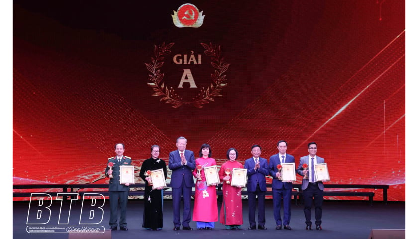 Awarding ceremony of the 9th National Press Award on Party building - 2024