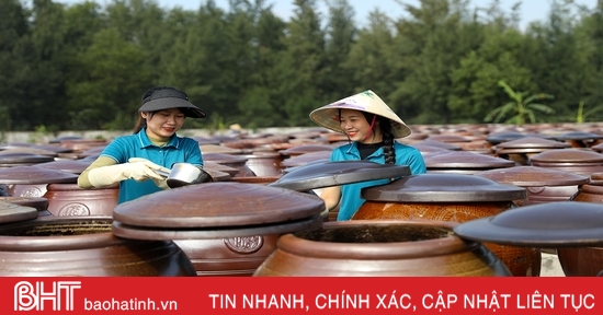 Cơ sở sản phẩm OCOP ở Hà Tĩnh nhộn nhịp vào vụ tết