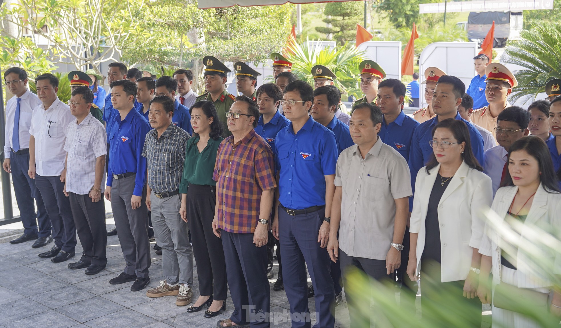 Anh Bùi Quang Huy dâng hương tại 'địa chỉ đỏ' ở Hà Tĩnh và thăm thân nhân anh Lý Tự Trọng ảnh 5