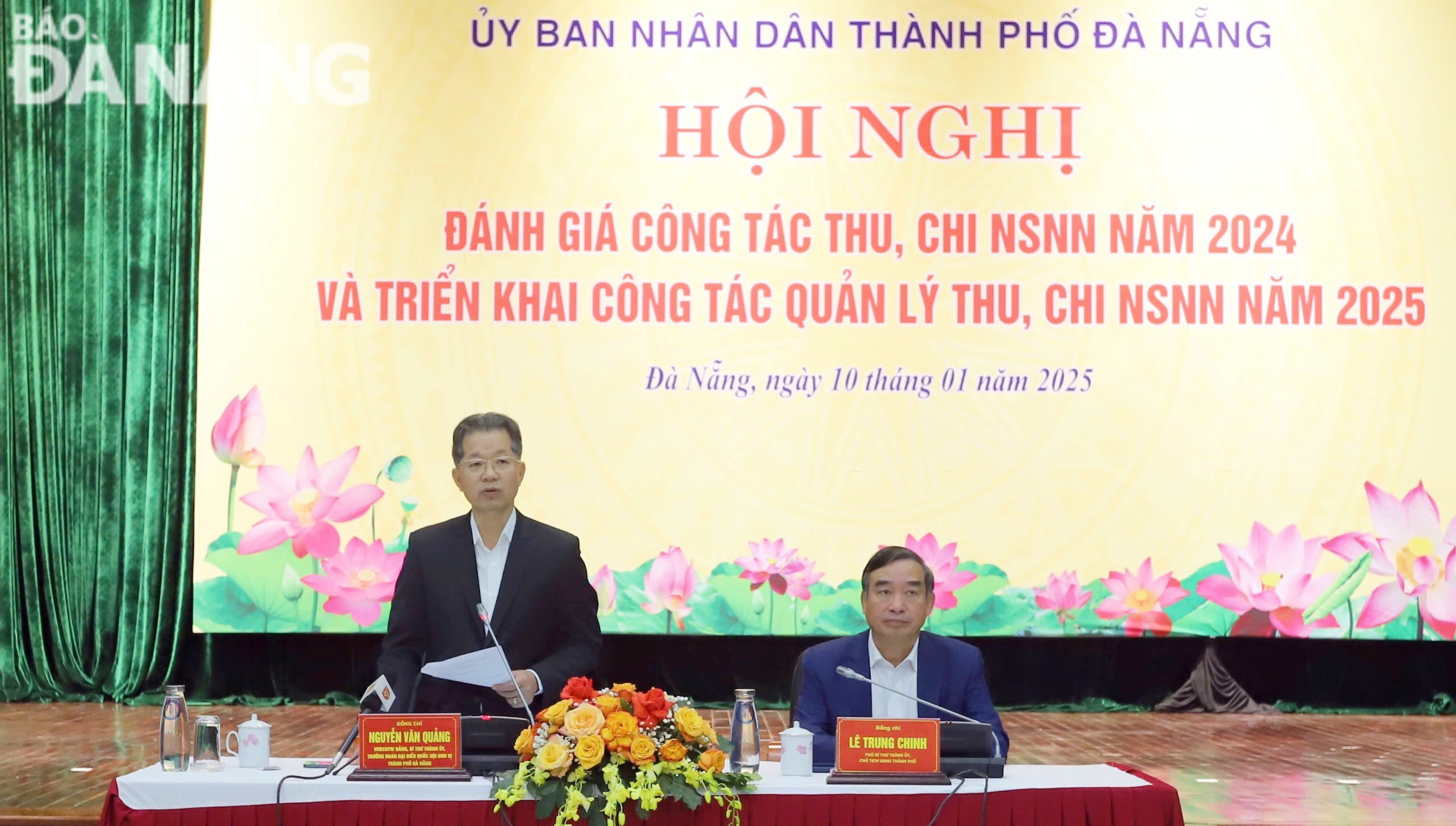 Bí thư Thành ủy Nguyễn Văn Quảng phát biểu chỉ đạo tại hội nghị. Ảnh: M.Q