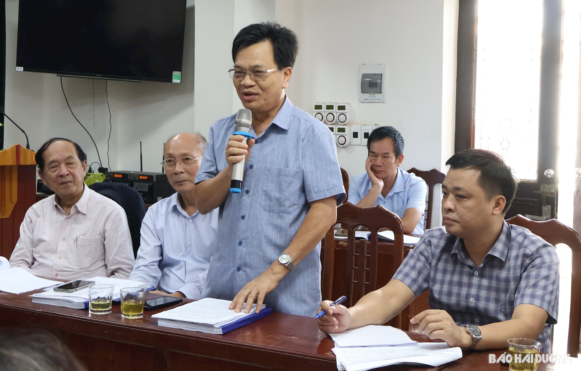 លួង-អាញ-តេ.jpg