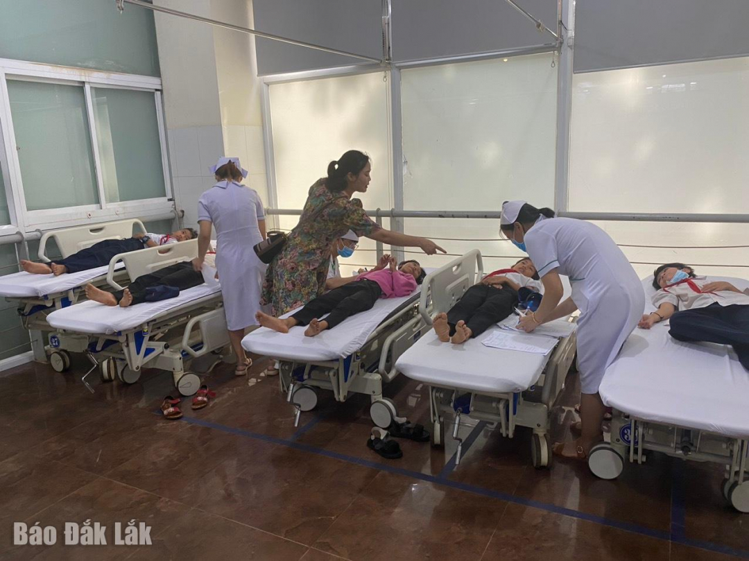 Buon Ma Thuot: 17 students suspected of food poisoning have been discharged from hospital