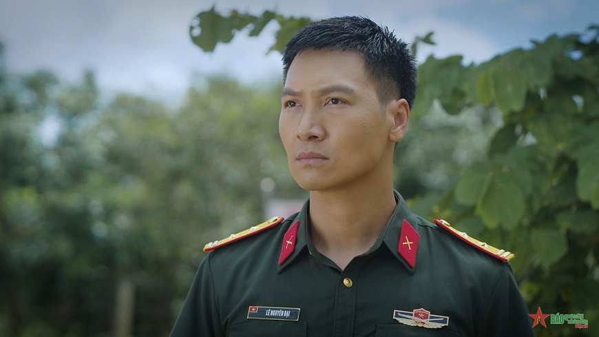 El actor Manh Truong interpreta al teniente coronel Le Nguyen Dai.