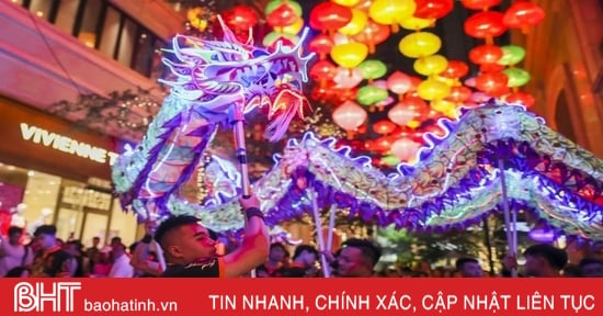 Tết Trung thu rực rỡ ở các nước châu Á