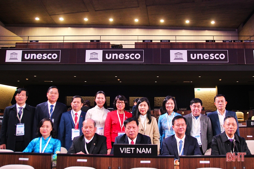 UNESCO passed a resolution honoring Hai Thuong Lan Ong Le Huu Trac