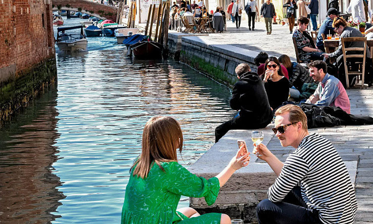 Thu phí Venice phản tác dụng