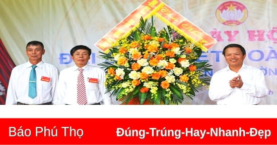 Phó Chủ tịch UBND tỉnh Phan Trọng Tấn dự “Ngày hội Đại đoàn kết toàn dân tộc” tại thị xã Phú Thọ