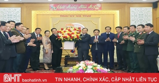 Lãnh đạo tỉnh Bolikhămxay chúc tết Đảng bộ, chính quyền, Nhân dân Hà Tĩnh