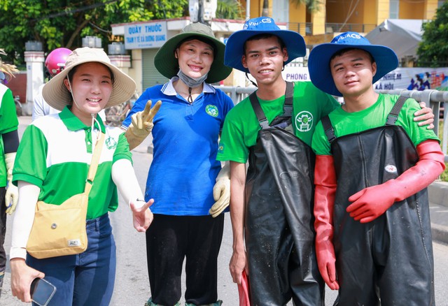 Nam thanh niên kể chuyện dũng cảm cứu người trong đám cháy- Ảnh 2.