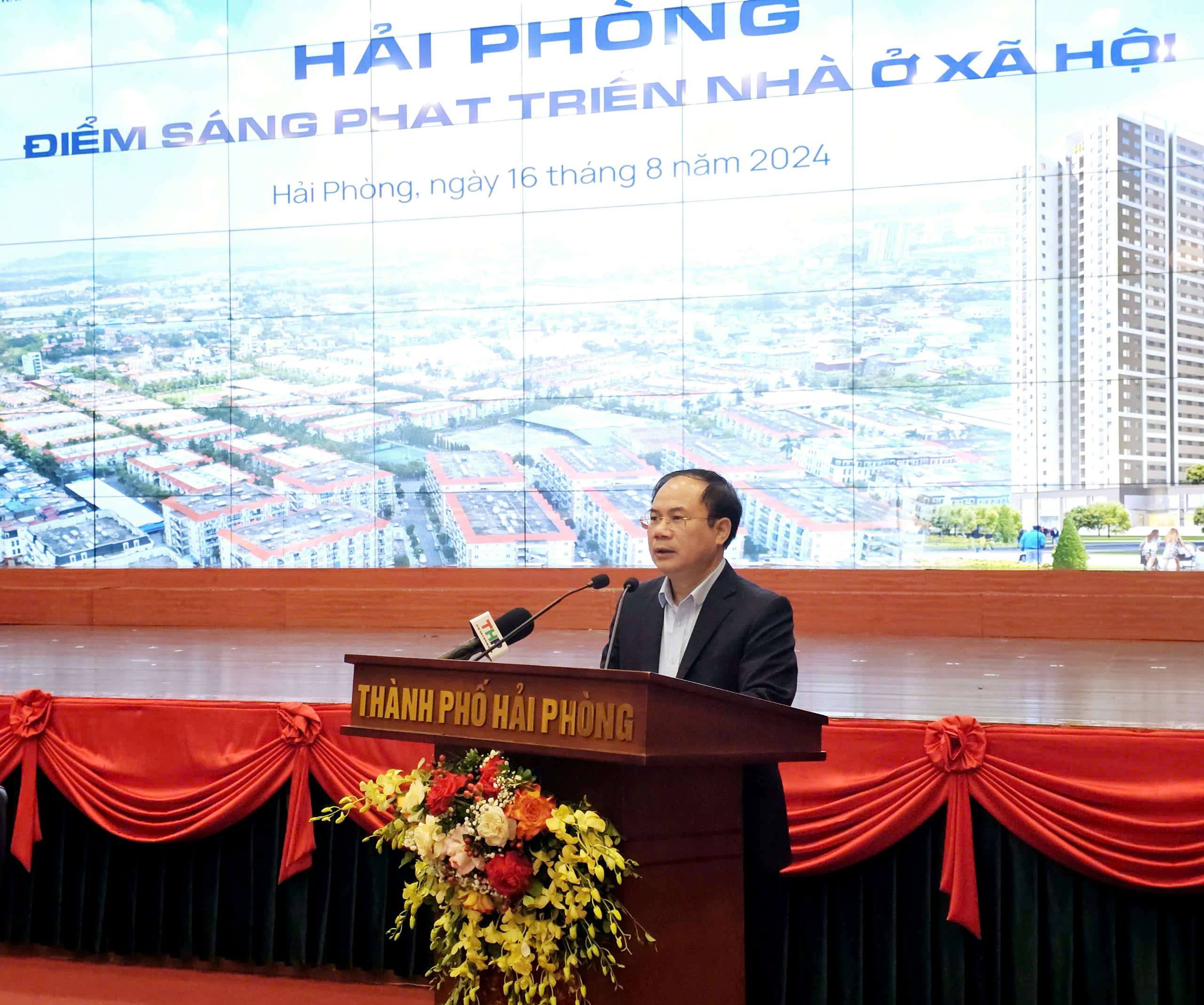 Stellvertretender Bauminister Nguyen Van Sinh sprach auf dem Workshop