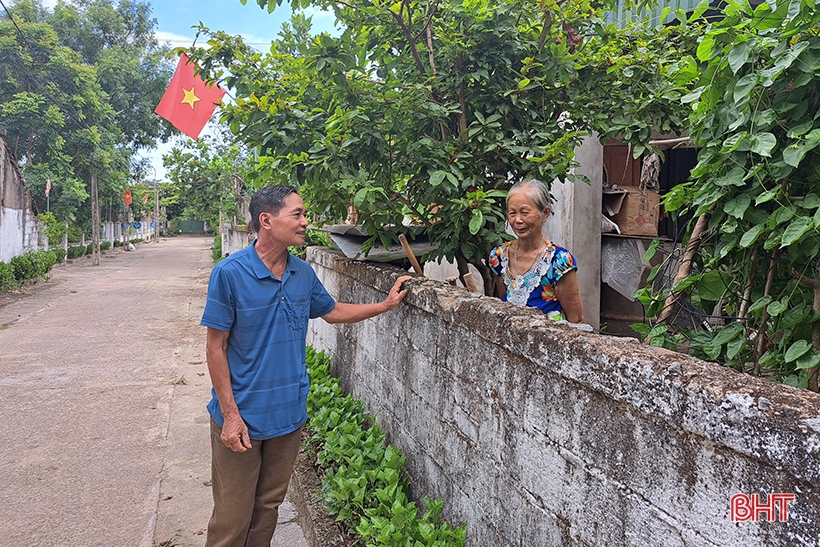 The story of donating land to open a road in the most difficult commune of Nghi Xuan district