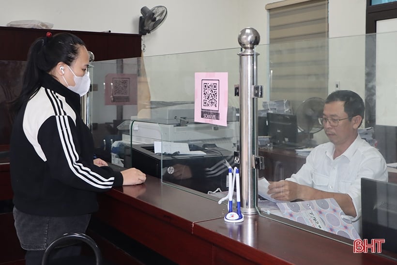 Ha Tinh auto market heats up before registration tax returns to 100%