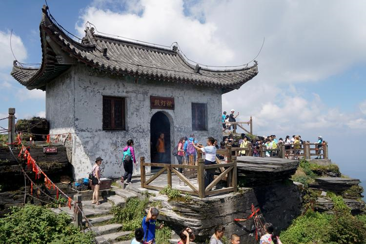 Heute ist der Tempel ein wichtiges Symbol der chinesischen buddhistischen Kultur und zieht Gläubige und Touristen aus aller Welt an.