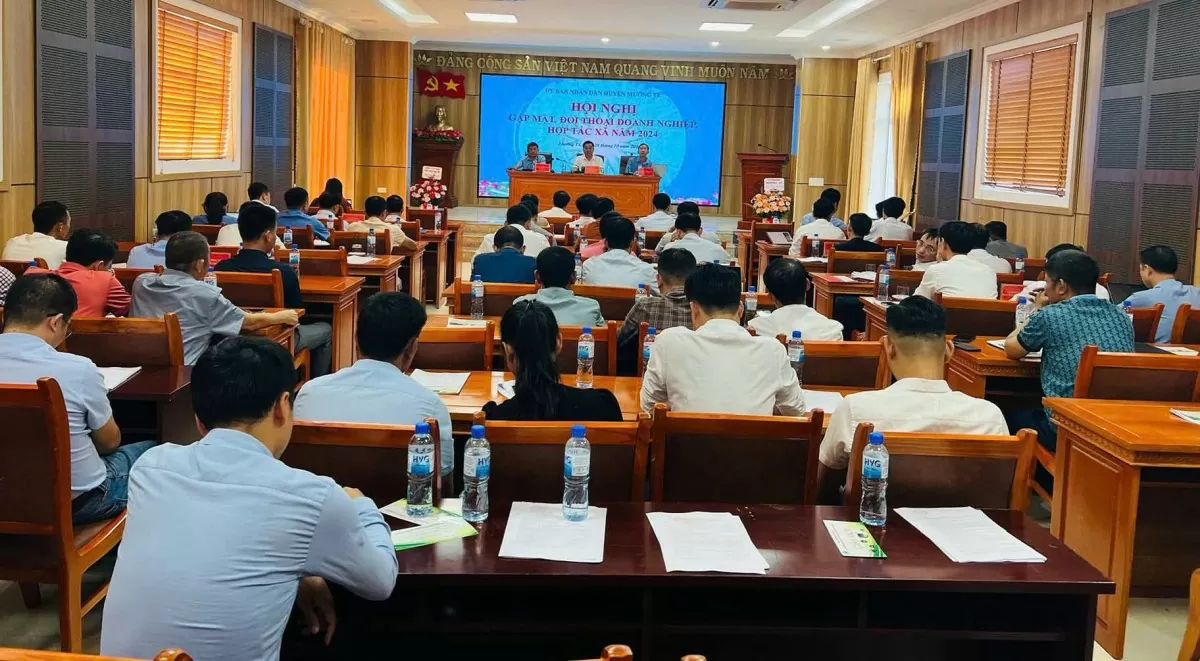 Lai Chau៖ ស្រុក Muong Te សន្ទនាជាមួយធុរកិច្ច និងសហករណ៍