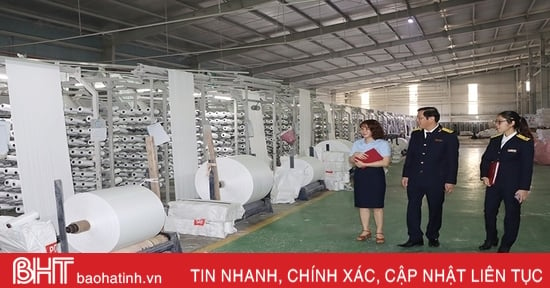 Doanh nghiệp, người tiêu dùng giảm áp lực nhờ thuế VAT tiếp tục giảm 2%