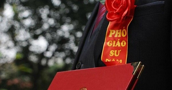 Dans tout le pays, il n'y a qu'une seule candidate au poste de professeur de construction, originaire de Nghe An.