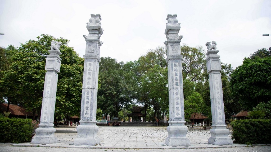 Nơi thờ vị vua đầu tiên của Việt Nam ảnh 3