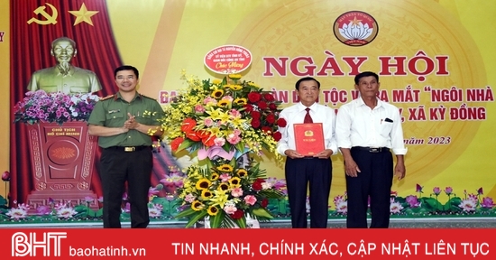 Giám đốc Công an Hà Tĩnh dự Ngày hội Đại đoàn kết ở huyện Kỳ Anh