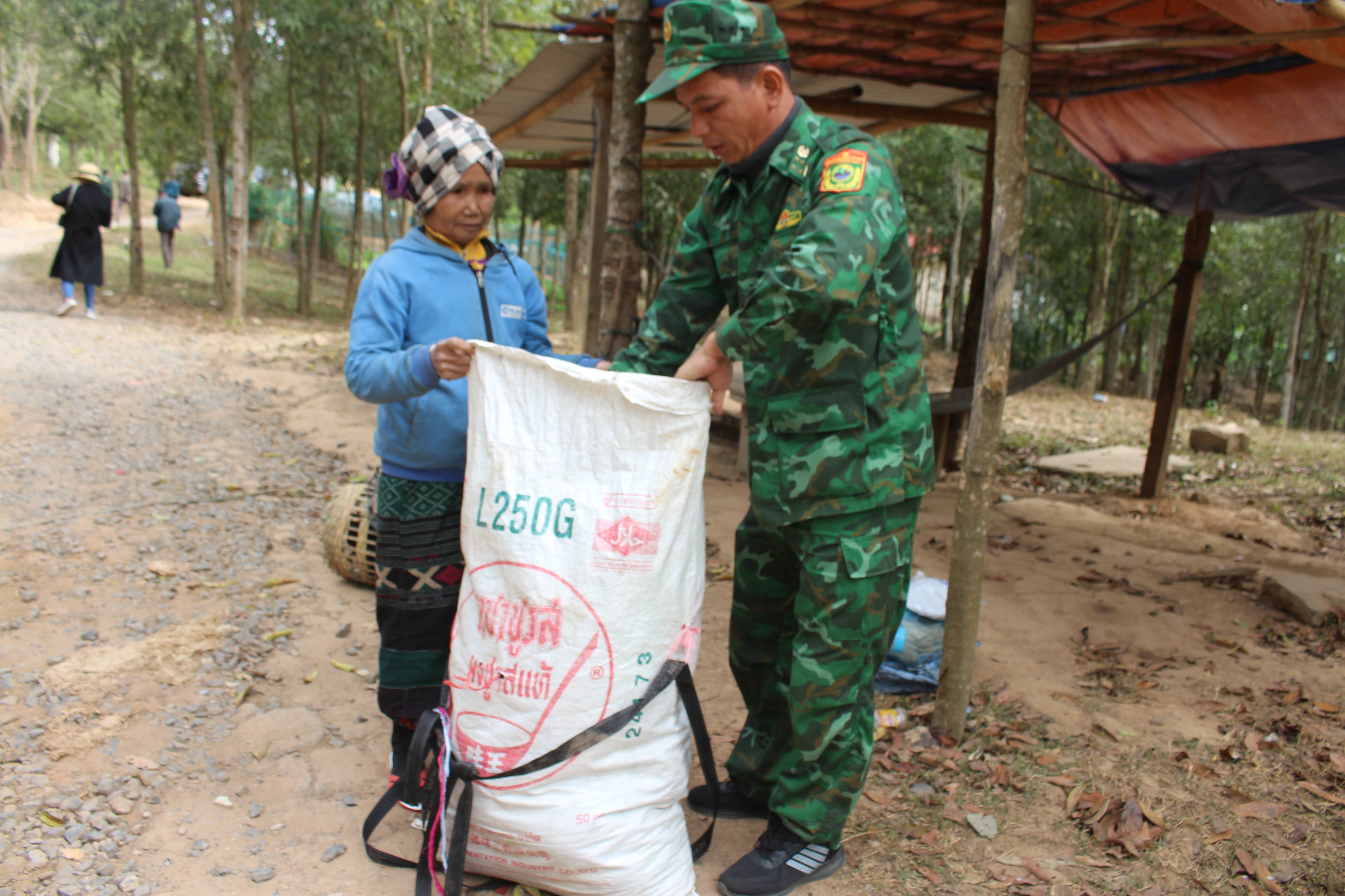 Triển khai đợt cao điểm chống buôn lậu, gian lận thương mại và hàng giả dịp trước, trong và sau tết Nguyên đán Ất Tỵ