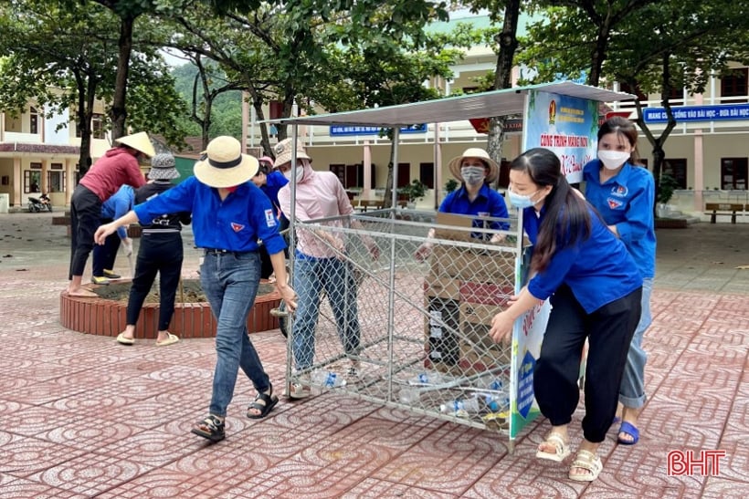 สมาชิกสหภาพเยาวชนห่าติ๋ญกว่า 4,000 คนตอบรับกิจกรรมวันอาทิตย์สีเขียวครั้งที่ 4