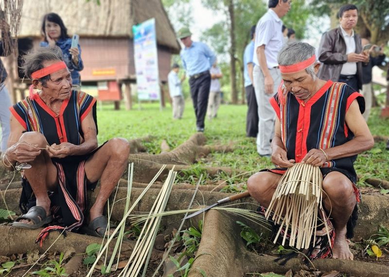 Gia Lai: Pleiku chú trọng bảo tồn và phát huy giá trị di sản văn hóa - Ảnh 2.