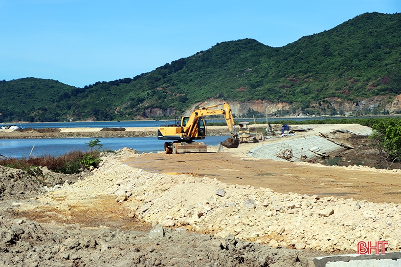 Đẩy nhanh tiến độ các công trình, dự án trọng điểm ở Hà Tĩnh