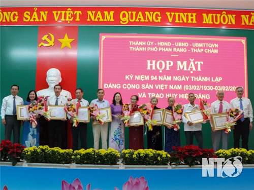 Các địa phương, đơn vị họp mặt kỷ niệm 94 năm Ngày thành lập Đảng Cộng sản Việt Nam