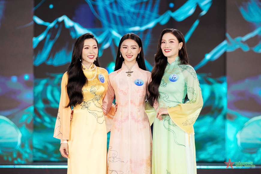 Letzte Top 3: Nguyen Ngoc Kieu Duy (links), Nguyen Thi Cam Ly (Mitte) und Do Thi Phuong Thanh.
